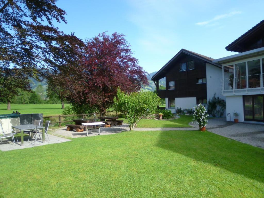 Hotel Bahnhof Giswil Oda fotoğraf